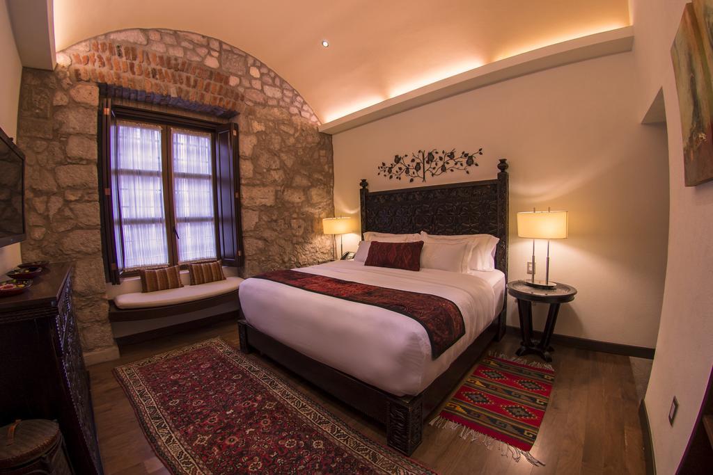 Hotel De La Soledad 莫雷利亚 外观 照片